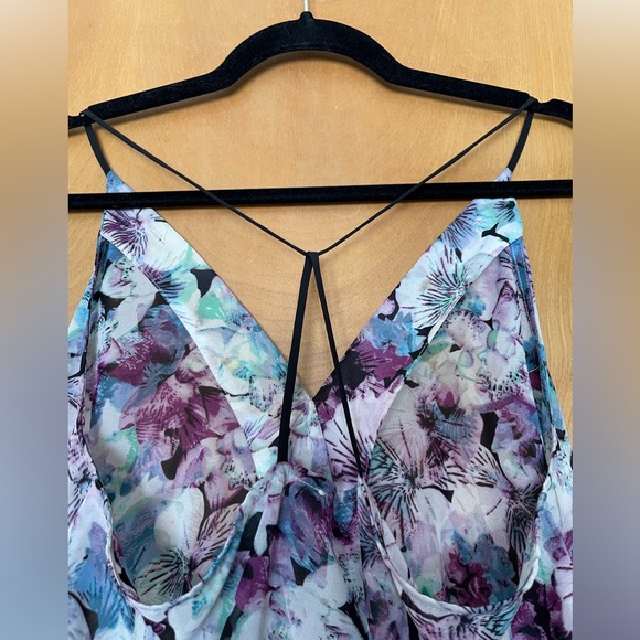 Lyke Mynded floral chiffon strappy top - Picture 5 of 7